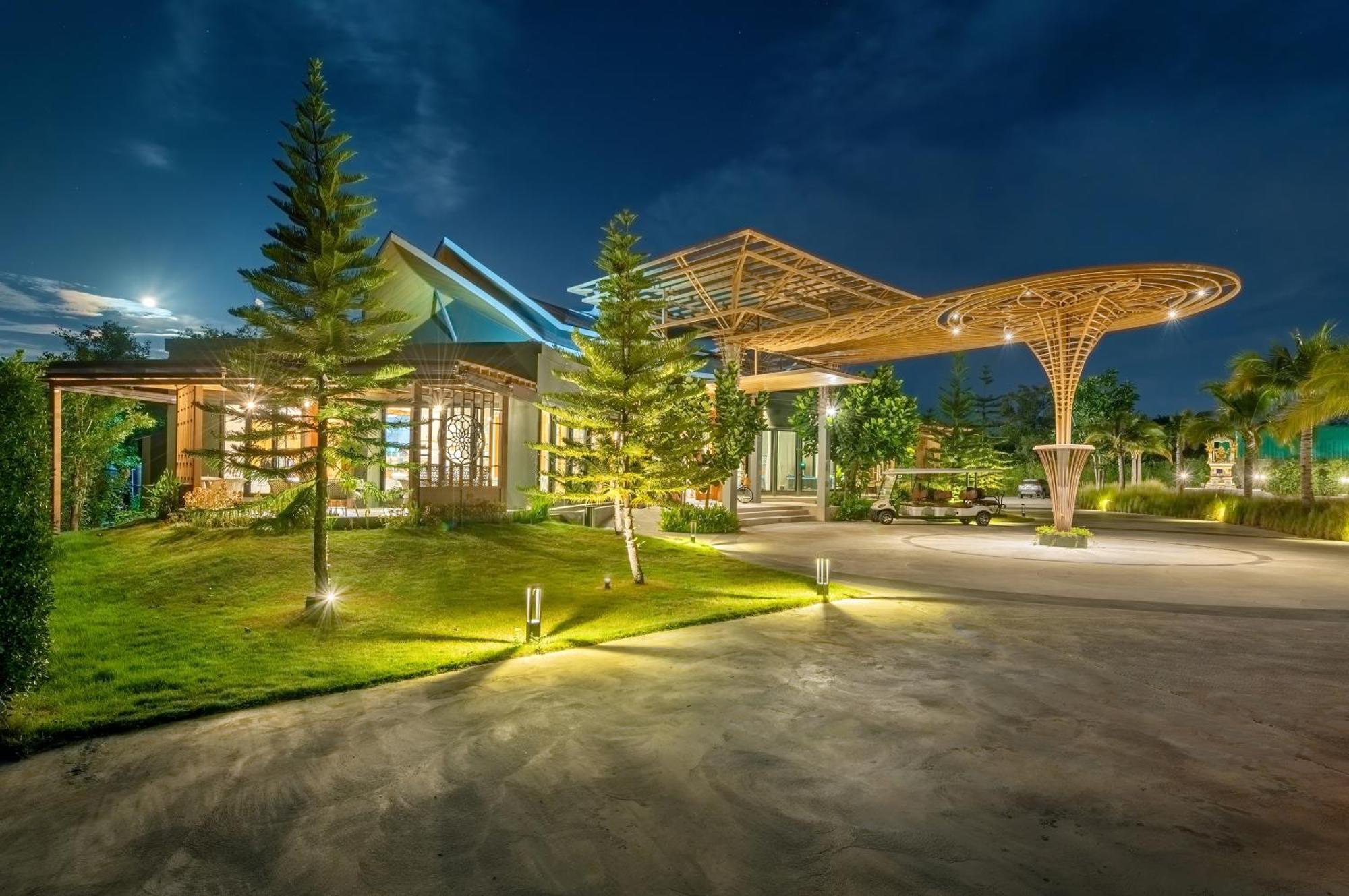 Phukalini Luxury Pool Villa & Onsen Хуа Хин Екстериор снимка
