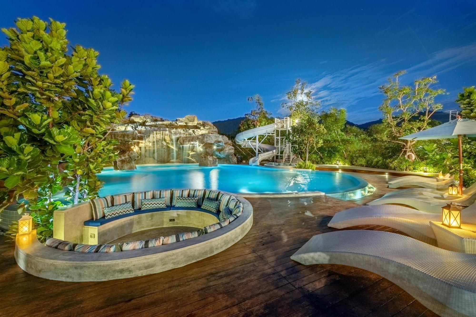 Phukalini Luxury Pool Villa & Onsen Хуа Хин Екстериор снимка