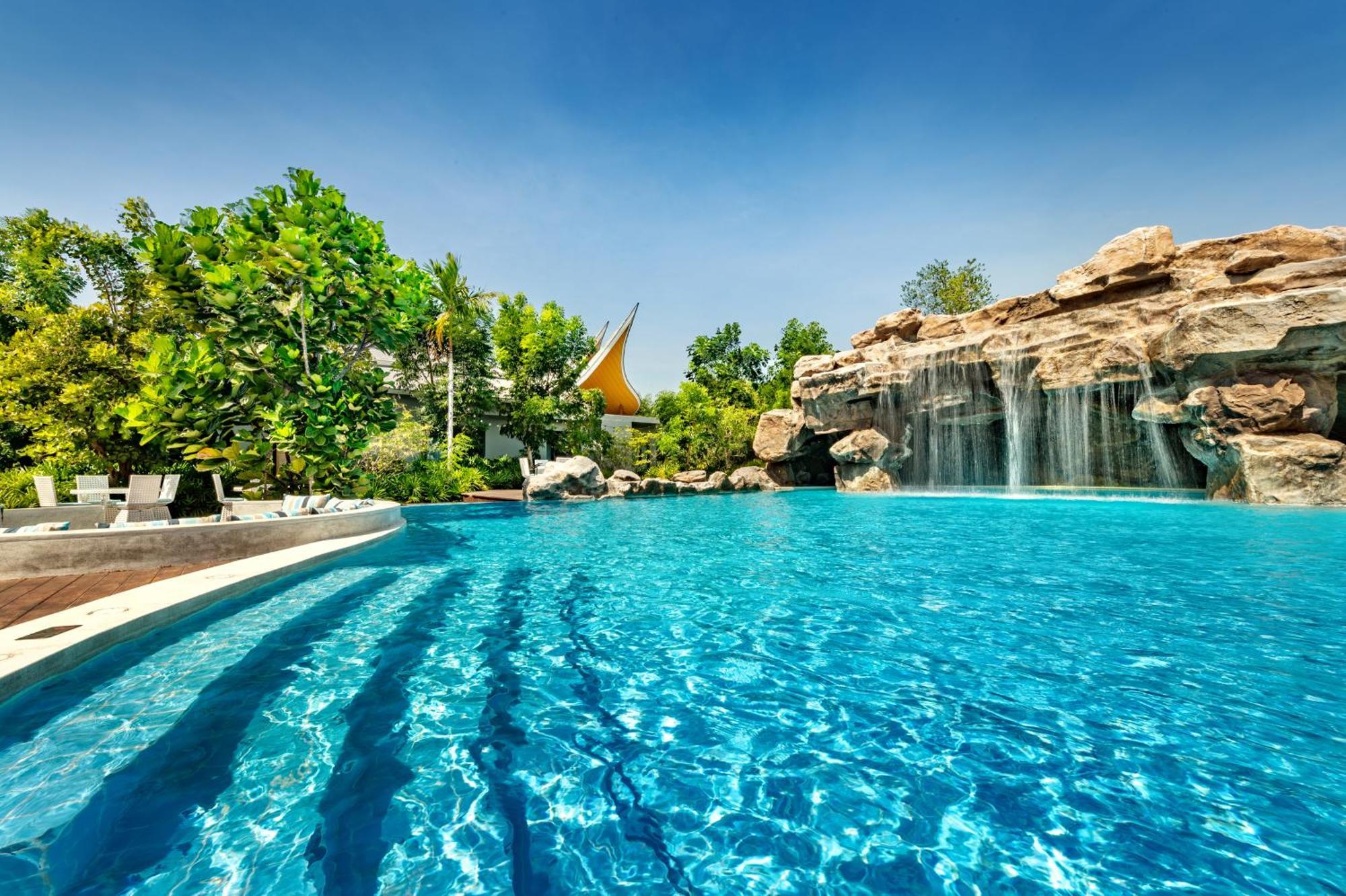 Phukalini Luxury Pool Villa & Onsen Хуа Хин Екстериор снимка